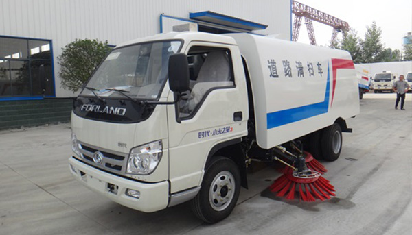 湖北程力掃路車頻繁需要修理,記得關(guān)懷一下你的愛車